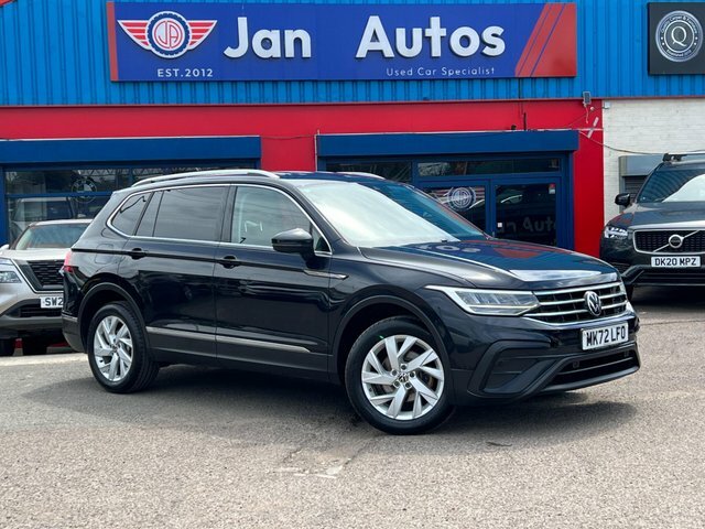 Volkswagen Tiguan Allspace 2022 1.5 Tsi Life Dsg Euro 6 Ss Black