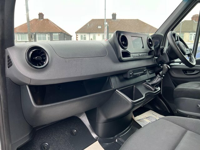 Mercedes-Benz Sprinter 2018 2.1 311 Cdi Rwd L3 H2 Euro 6 White #3