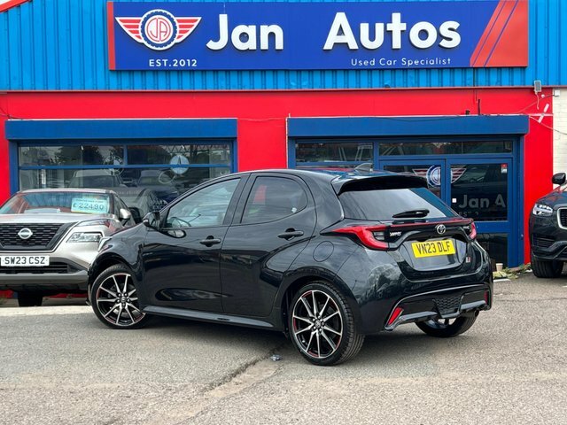 Toyota Yaris 2023 1.5 Vvt-h Gr Sport E-cvt Euro 6 Ss Black #2
