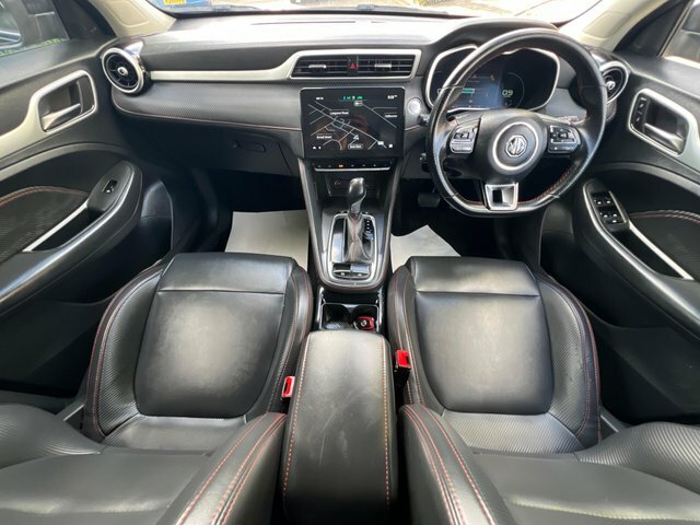 MG ZS 2023 1.0 T-gdi Exclusive Euro 6 Black #3