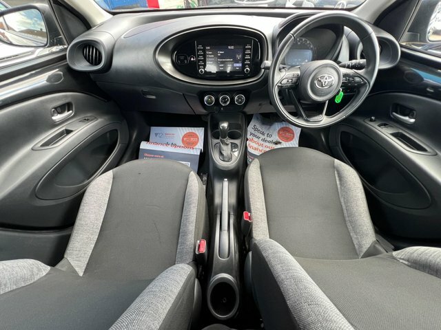 Toyota Aygo X 2023 1.0 Vvt-i Pure X-shift Euro 6 Ss Black #3
