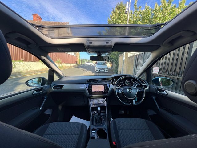 Volkswagen Touran 2020 2.0 Tdi Se Family Mpv Dsg 7Spd Eur Blue #3