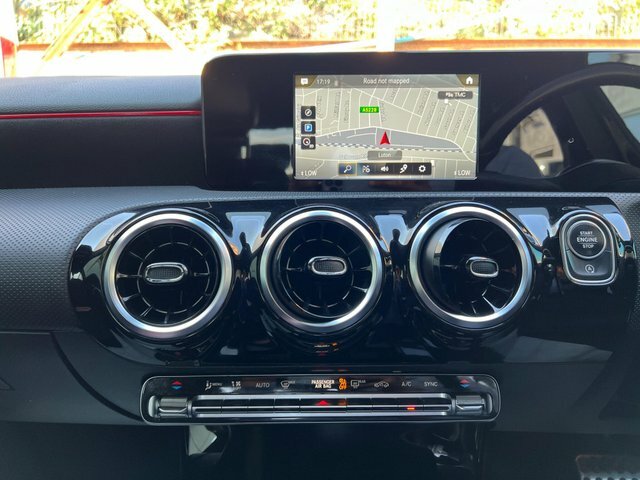 Mercedes-Benz A Class 2021 1.3 A180 Amg Line 7G-dct Euro 6 Ss Black #6