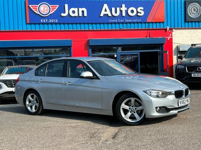 BMW 3 Series 2012 2.0 320I Se Euro 5 Ss Silver