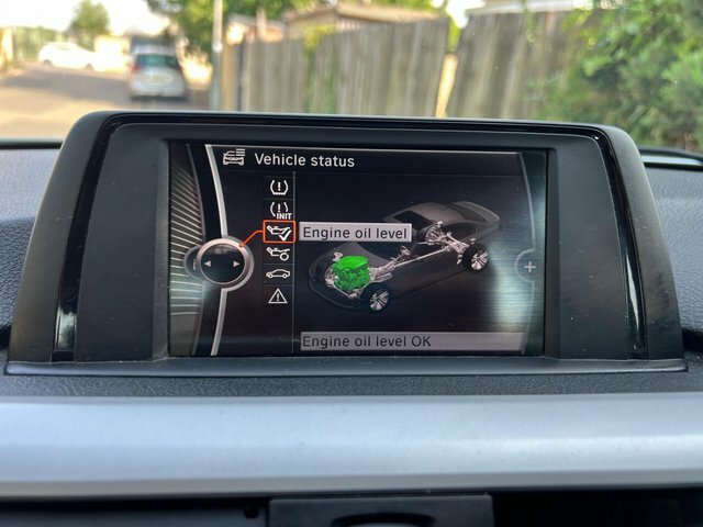 BMW 3 Series Estate 2.0 318D Luxury Touring Euro 5 Ss 5 White #46