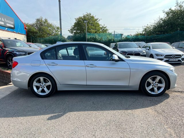 BMW 3 Series Estate 2.0 318D Luxury Touring Euro 5 Ss 5 White #21