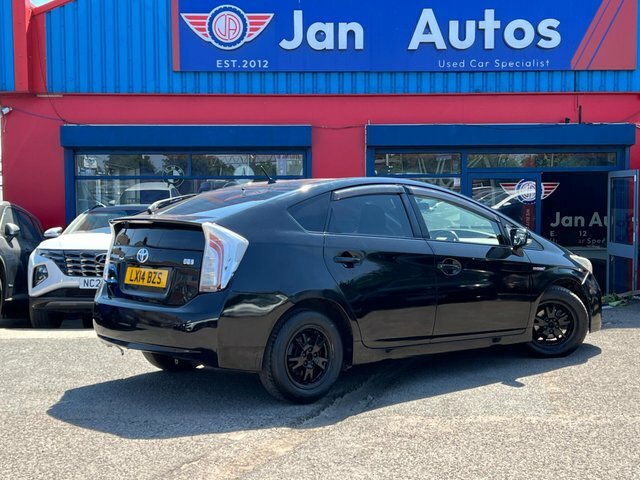Toyota Prius 1.8 Vvt-h Hatchback Hybrid Cvt Euro 6 White #16