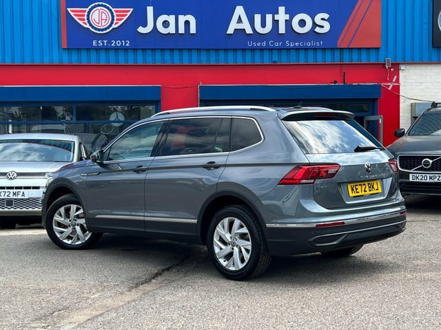 Volkswagen Tiguan Allspace 2023 1.5 Tsi Life Dsg Euro 6 Ss KE72BKJ Grey #2