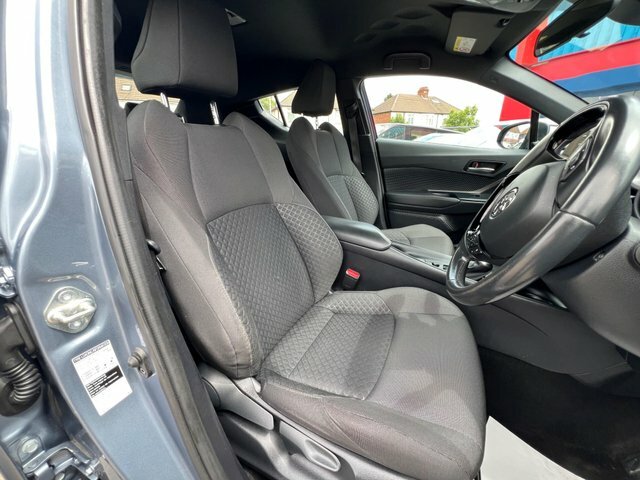 Toyota C-Hr 2022 1.8 Vvt-h Icon Cvt Euro 6 Ss Grey #4