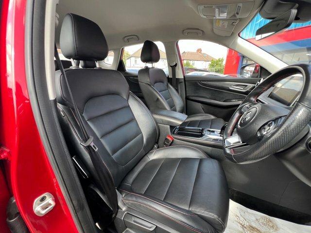 MG HS 2023 1.5 T-gdi Excite Dct Euro 6 Ss Red #4