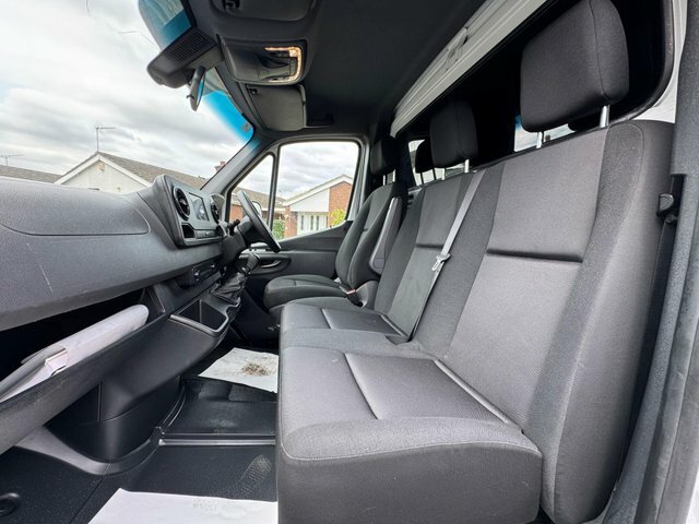 Mercedes-Benz Sprinter 2023 2.0 315 Cdi Luton Van Rwd L3 Euro 6 White #5