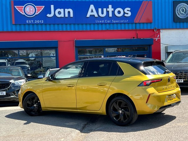 Vauxhall Astra 2023 1.2 Turbo Gs Euro 6 Ss Yellow #2