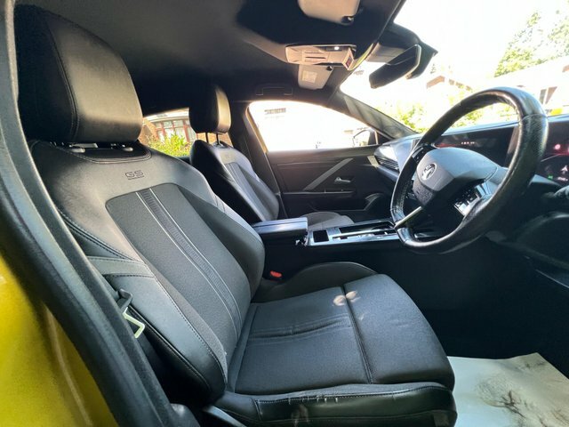 Vauxhall Astra 2023 1.2 Turbo Gs Euro 6 Ss Yellow #4