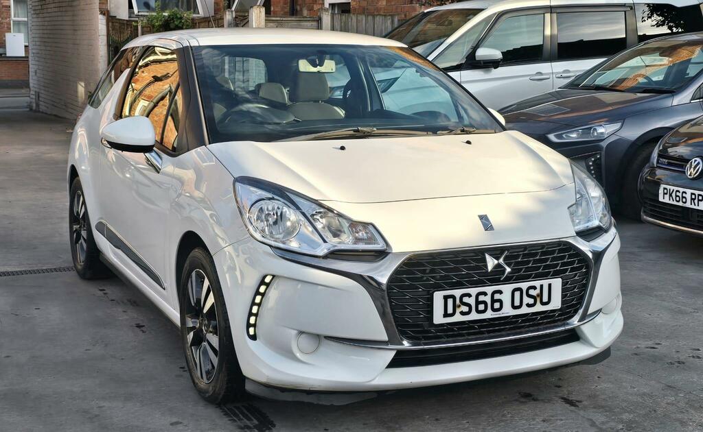 DS DS 3 Hatchback White #2