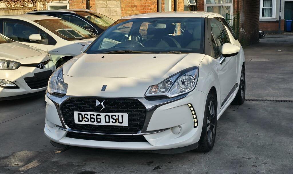 DS DS 3 Hatchback White