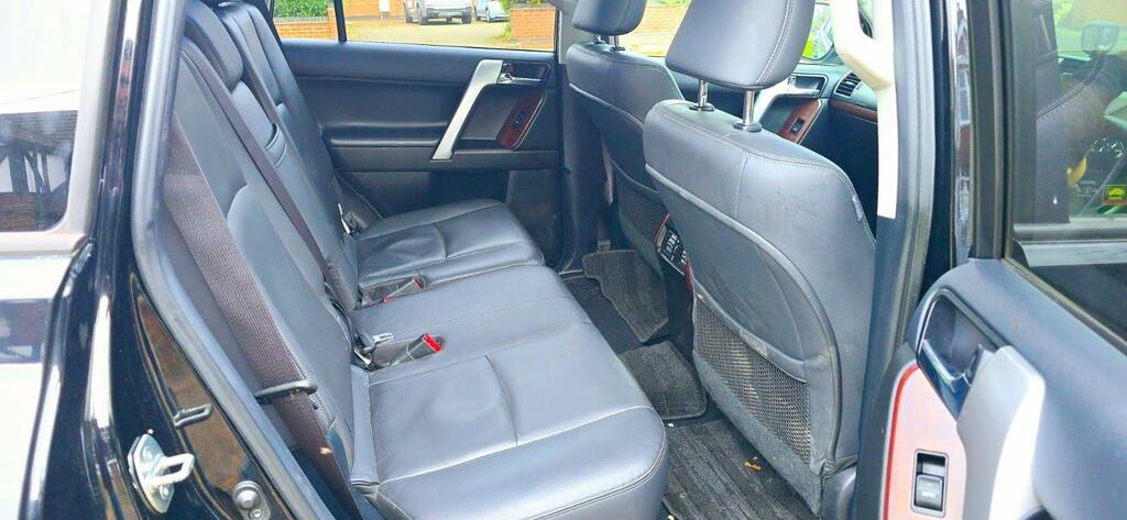 Toyota Land Cruiser 3.0 D-4d Icon 7 Seats Grey #17