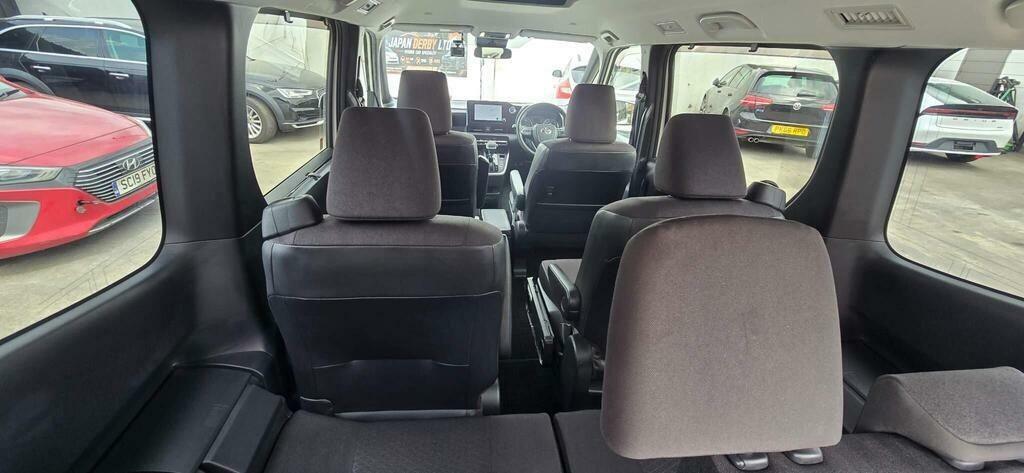 Toyota Noah 1.8 Hybrid 202222 7 Seats Mpv Ulez Free Fre Black #12