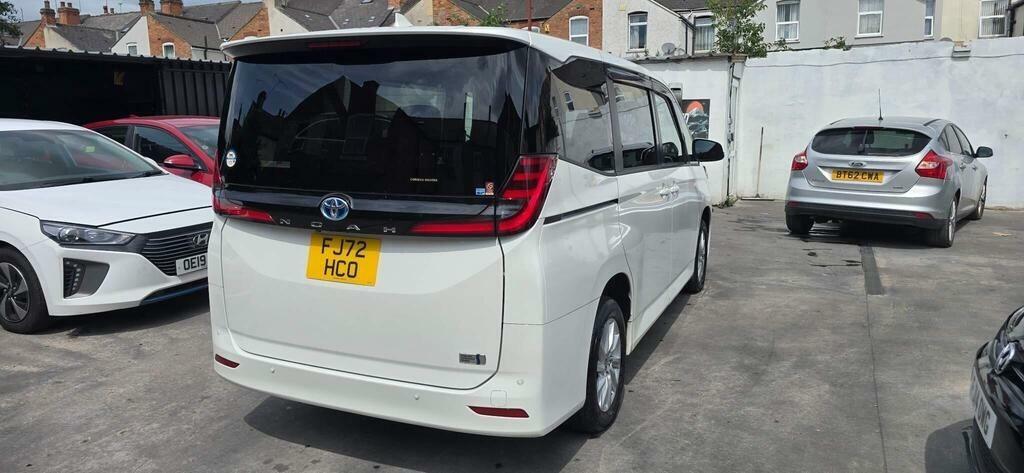 Toyota Noah 1.8 Hybrid 202222 7 Seats Mpv Ulez Free Fre Black #17