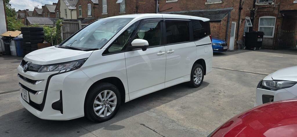 Toyota Noah 1.8 Hybrid 202222 7 Seats Mpv Ulez Free Fre Black #10