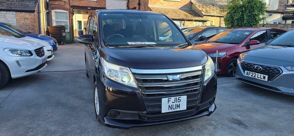 Toyota Noah Voxy Hybrid Zwr80 Zwr80 Purple