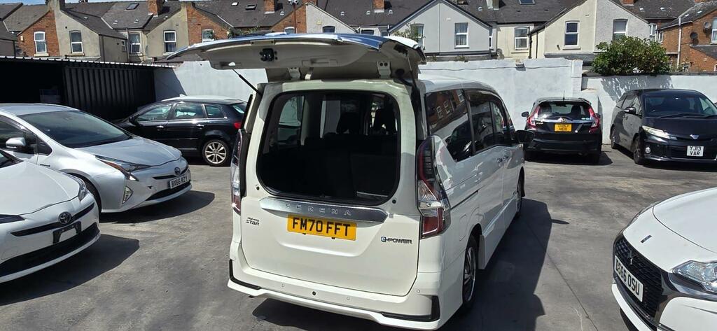 Nissan Serena 2.0 Hybrid 7 Seater Top Spec Silver #12