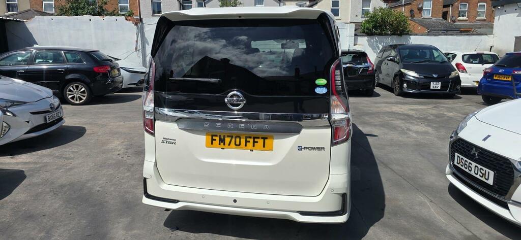 Nissan Serena 2.0 Hybrid 7 Seater Top Spec Silver #9