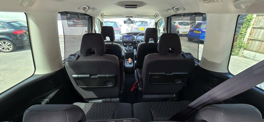 Nissan Serena 2.0 Hybrid 7 Seater Top Spec Silver #19