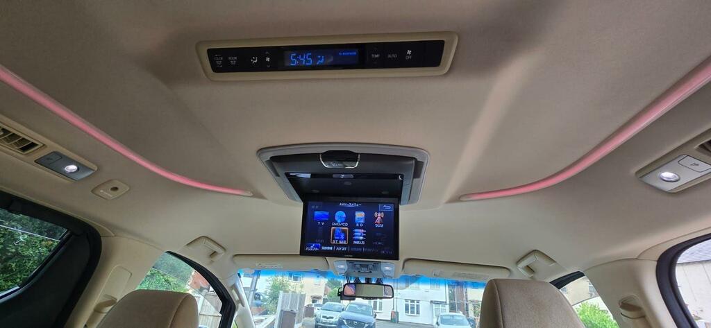 Toyota Alphard 2.5 Hybrid Cvt 8 Seats 240Z Prime Selection Silver #36