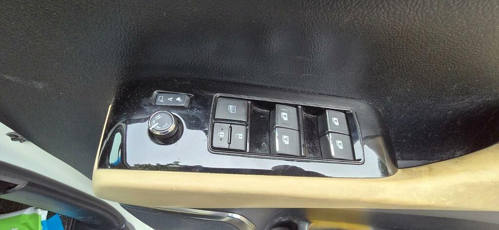 Toyota Alphard 2.5 Hybrid Cvt 8 Seats 240Z Prime Selection Silver #27