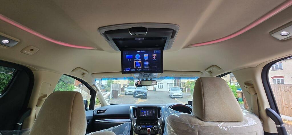 Toyota Alphard 2.5 Hybrid Cvt 8 Seats 240Z Prime Selection Silver #37
