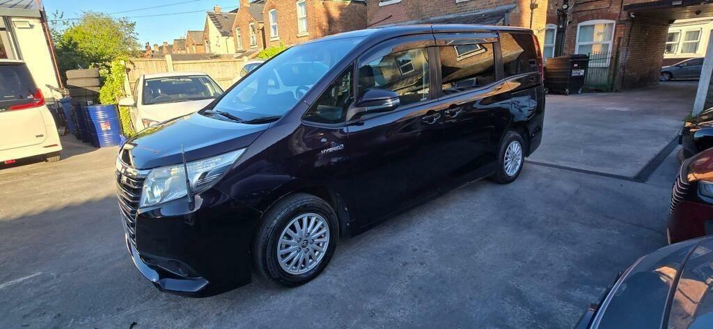 Toyota Noah Toyota Noah Hybrid Wheelchair Accesibile 7Sea Silver #7