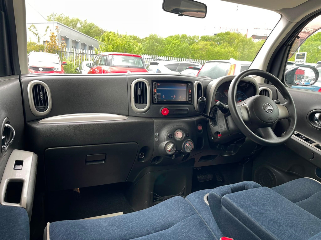 Nissan Cube   #24
