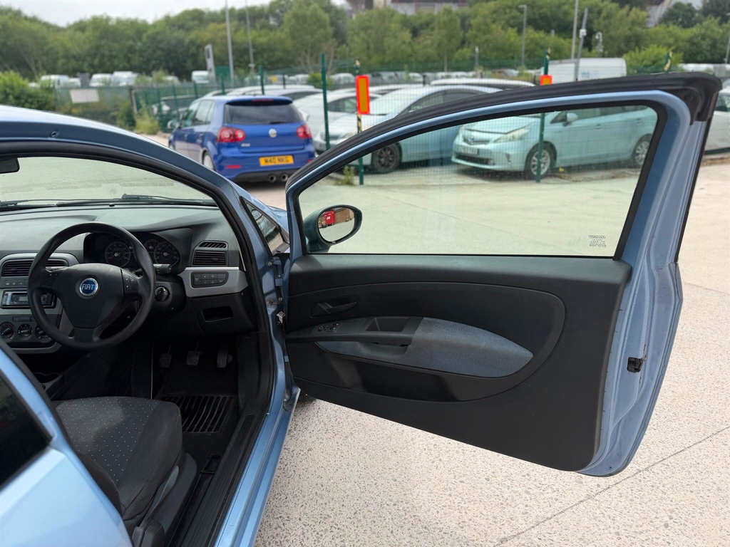 Fiat Grande Punto 1.2 Grande Punto 1.2 Active 2007 Grey #18