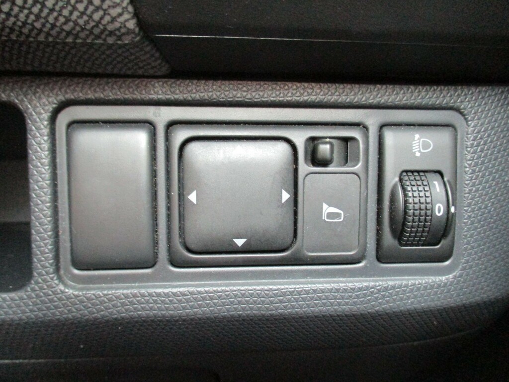 Nissan Micra Hatchback 1.2 16V Spirita 200707 White #18