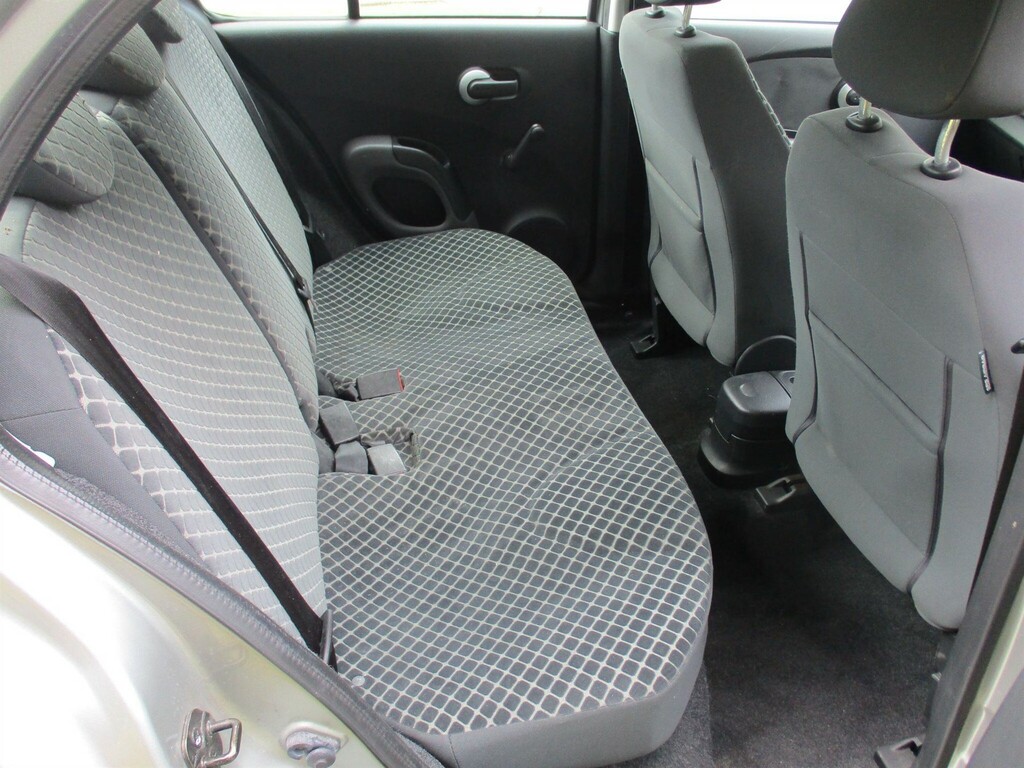 Nissan Micra Hatchback 1.2 16V Spirita 200707 White #8