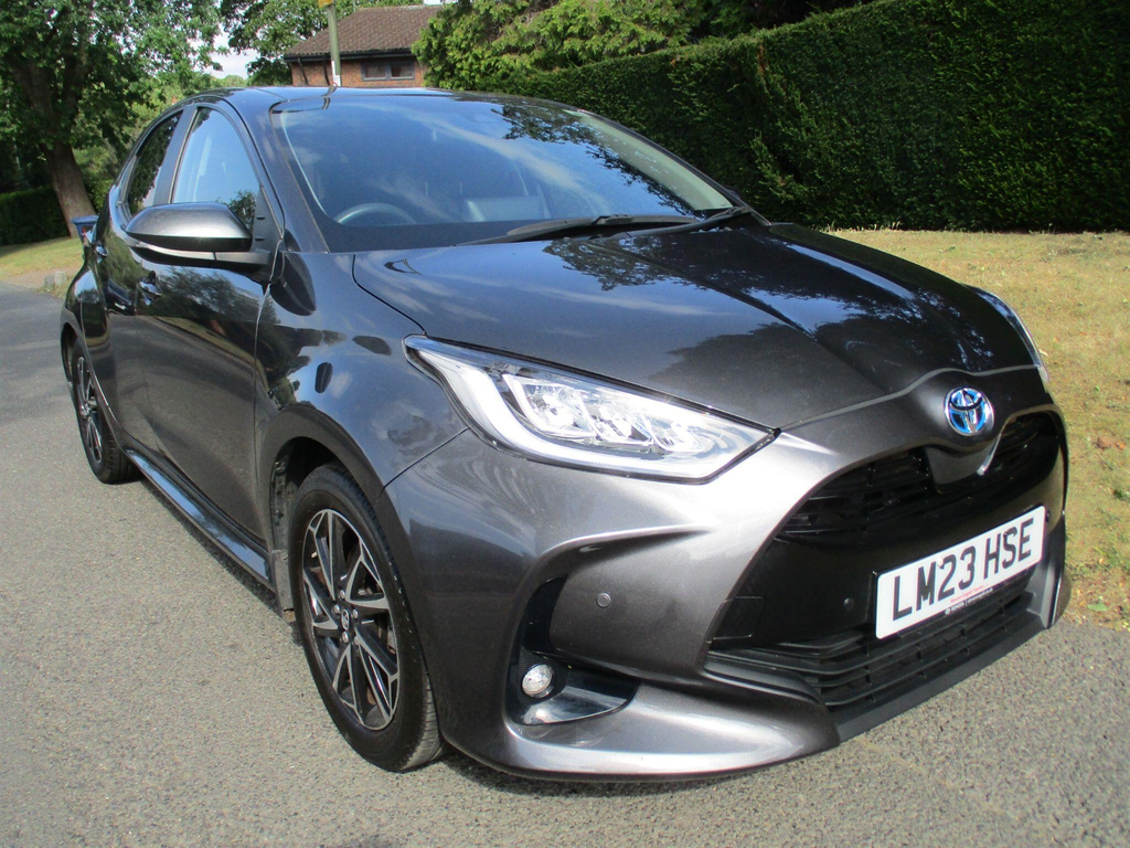 Toyota Yaris 1.5 Vvt-h Design E-cvt Euro 6 Ss 