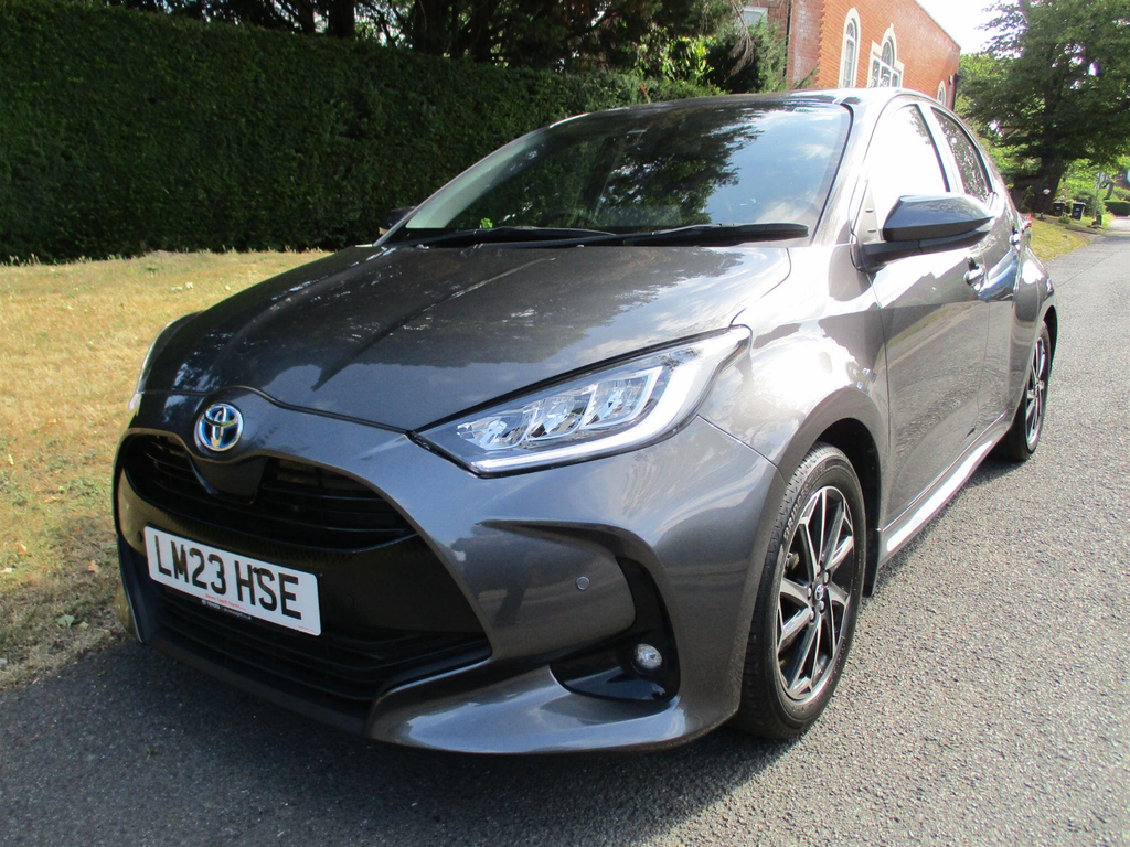 Toyota Yaris 1.5 Vvt-h Design E-cvt Euro 6 Ss LM23HSE  #4