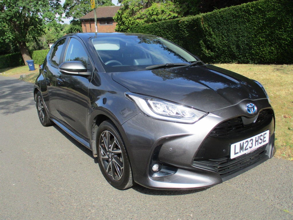 Toyota Yaris 1.5 Vvt-h Design E-cvt Euro 6 Ss LM23HSE  #2