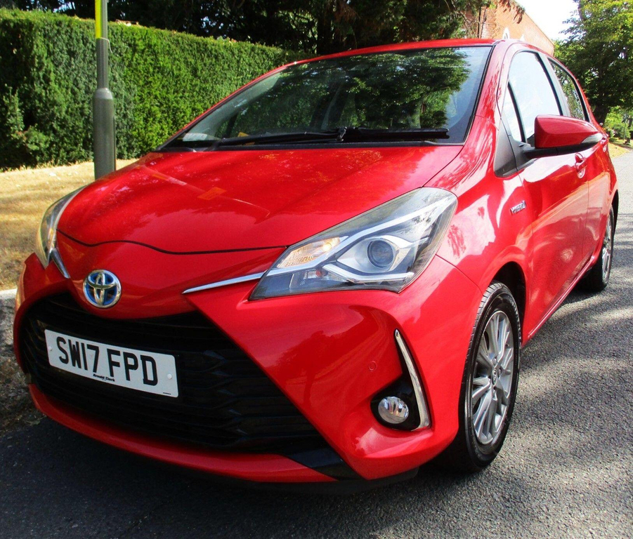 Toyota Yaris 1.5 Vvt-h Icon Tech E-cvt Euro 6 Ss 