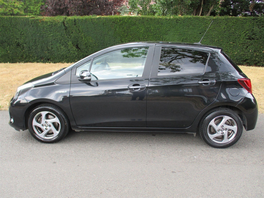 Toyota Yaris 1.5 Vvt-h Icon E-cvt Euro 6 Safety Sense  #5