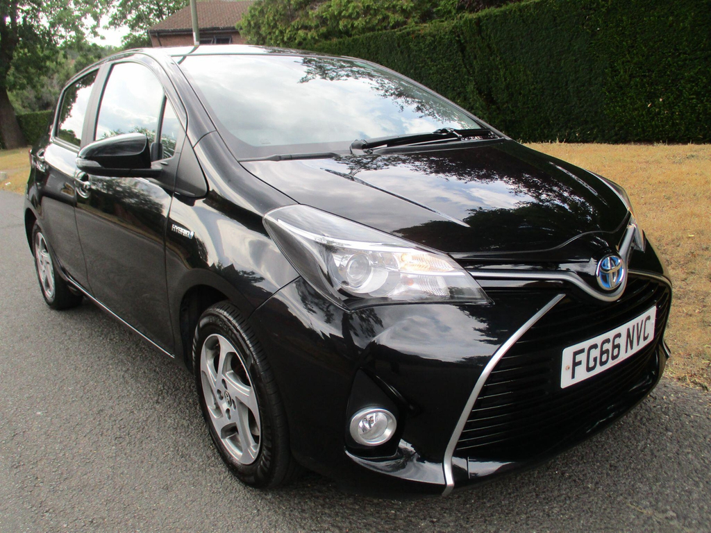 Toyota Yaris 1.5 Vvt-h Icon E-cvt Euro 6 Safety Sense  #6