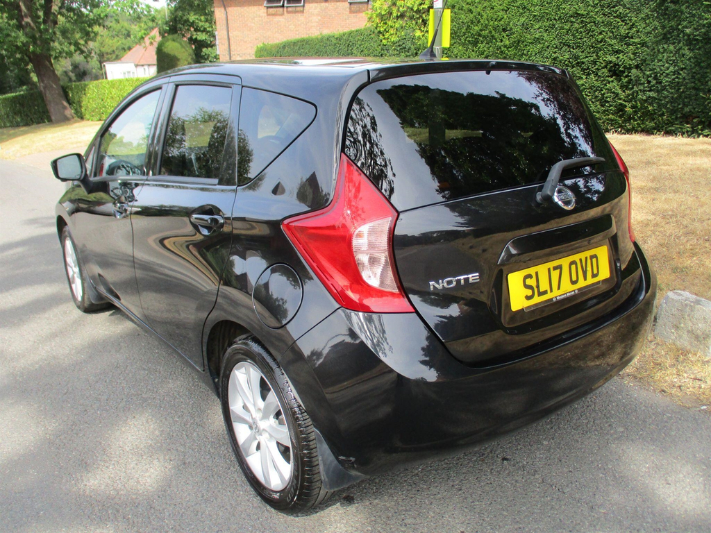 Nissan Note 1.2 Acenta Premium Hatchback Eur Red #9