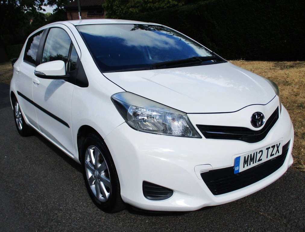 Toyota Yaris Hatchback White #8