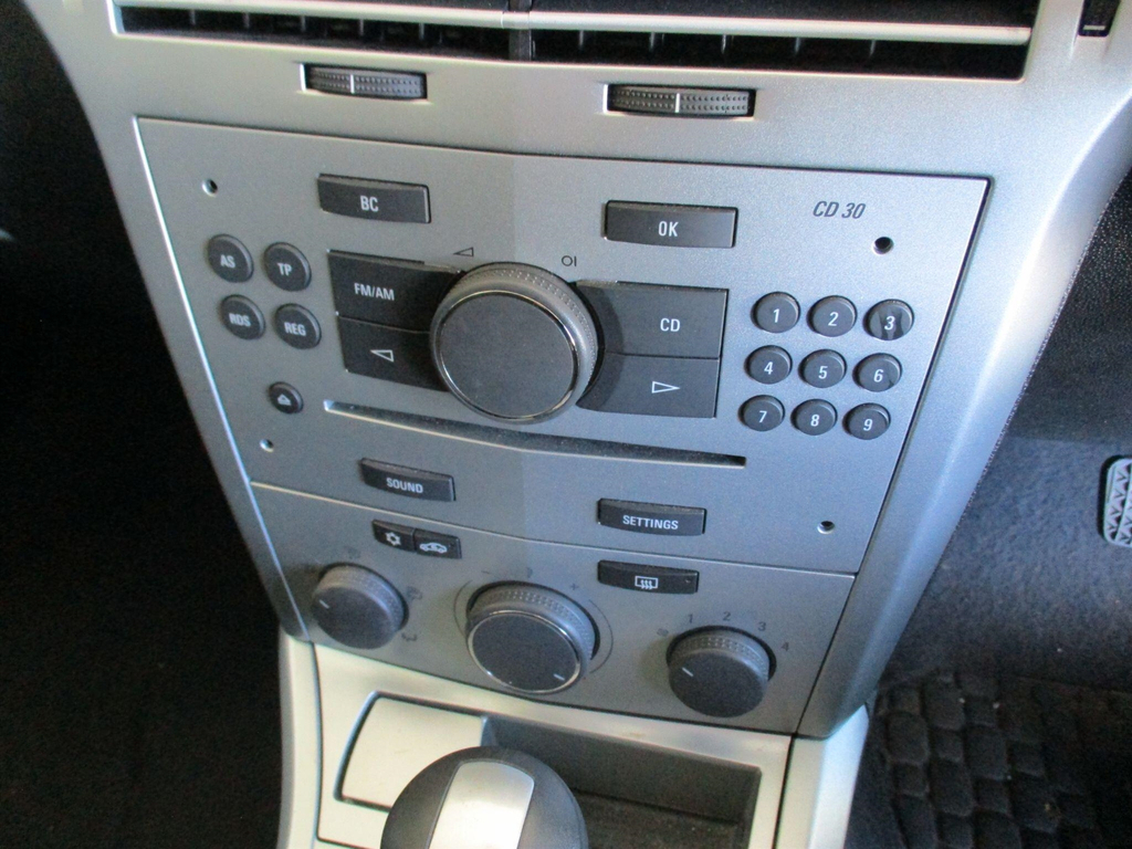 Vauxhall Astra 1.4I 16V Active Only 32000 Miles Silver #10