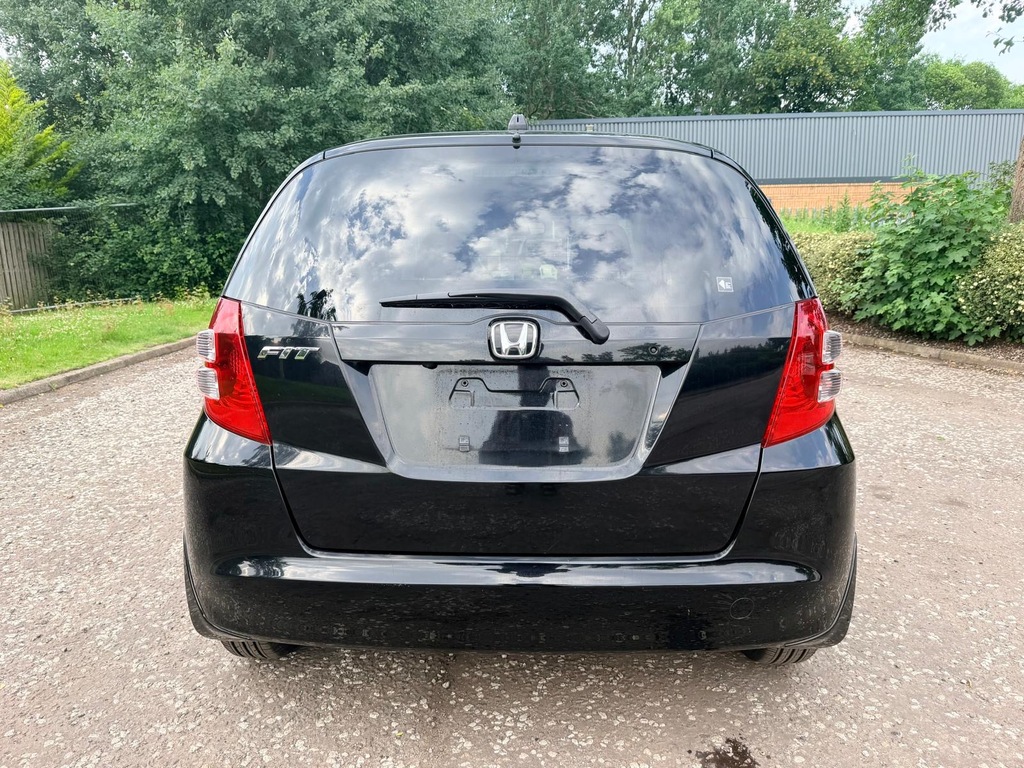 Honda Fit Jazz Fresh Import 1.3 Hatchba Black #5