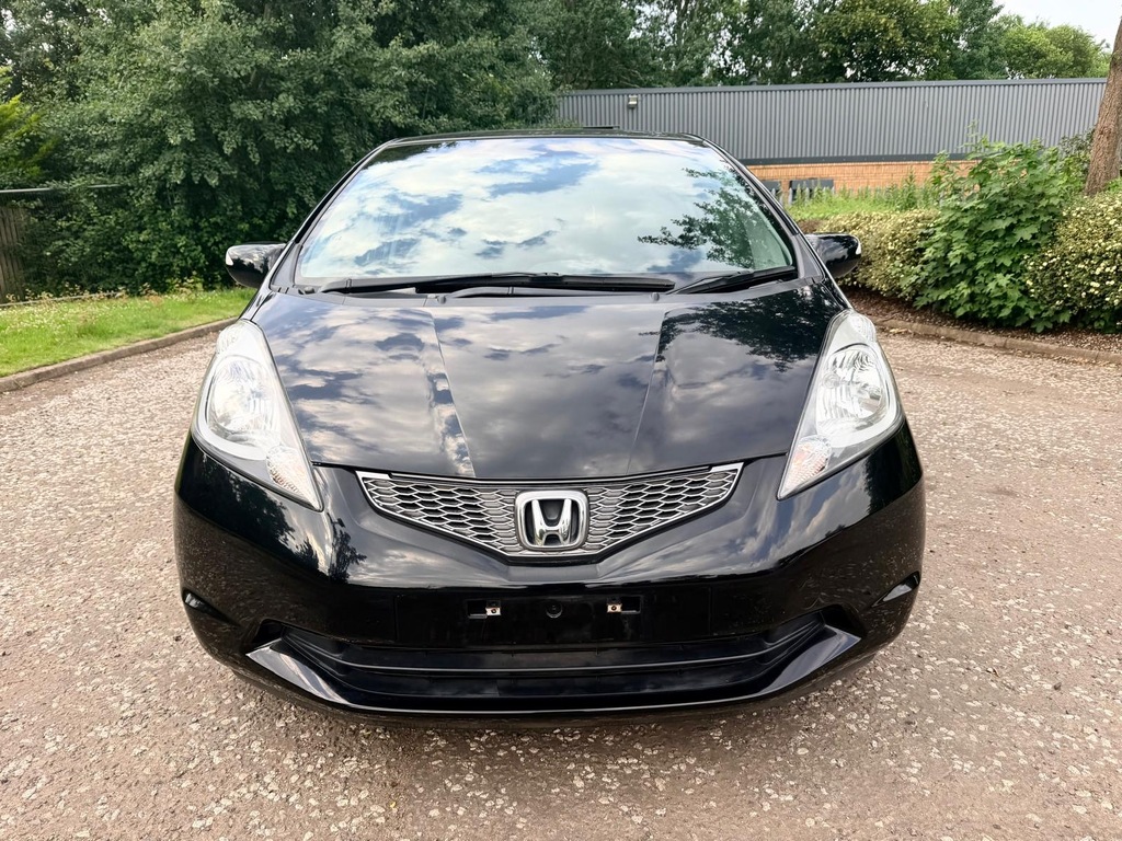 Honda Fit Jazz Fresh Import 1.3 Hatchba Black #2