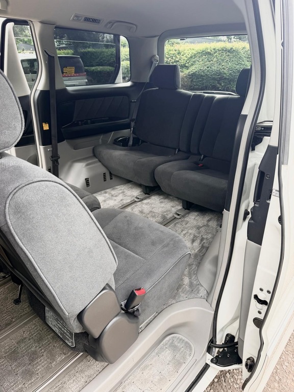 Toyota Alphard  White #17
