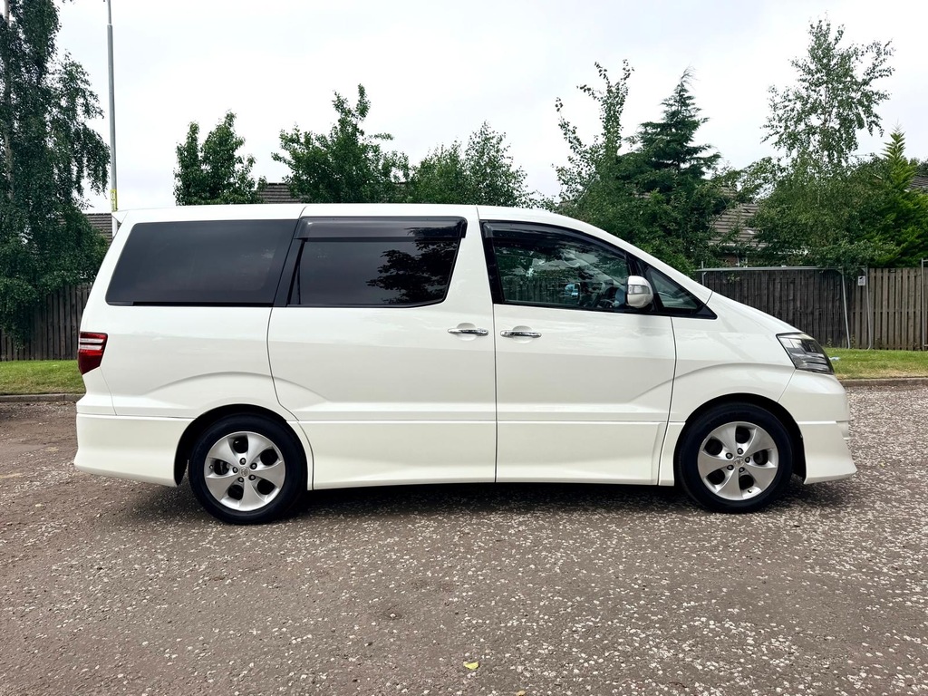 Toyota Alphard  White #8