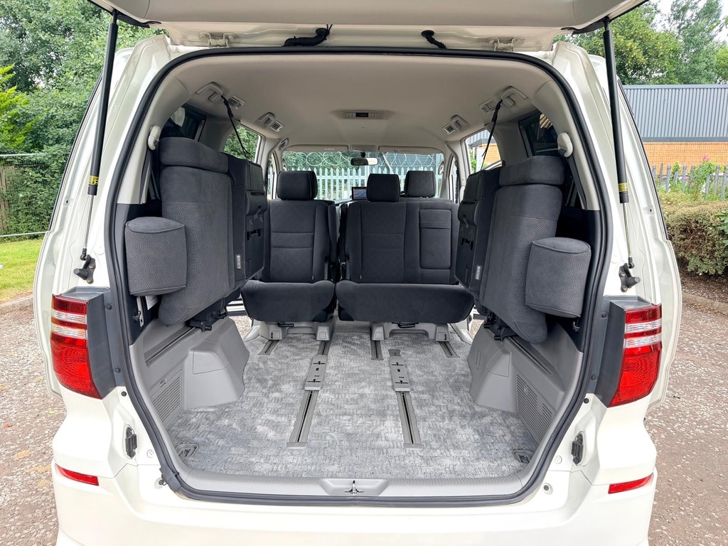 Toyota Alphard  White #19