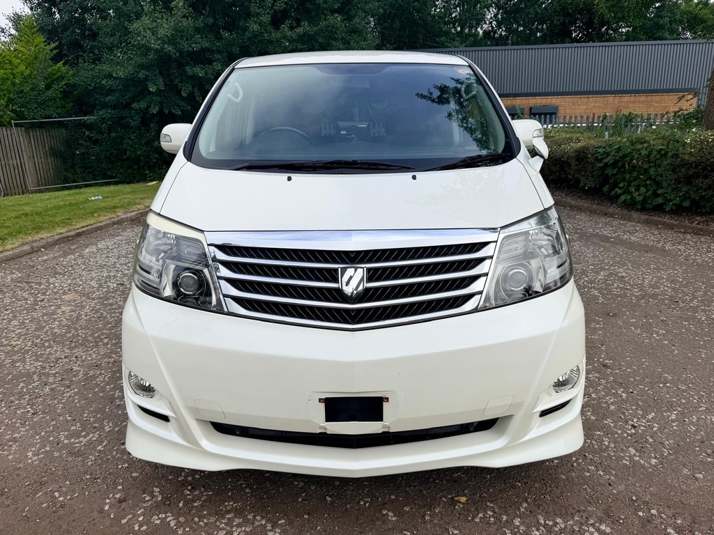 Toyota Alphard Fresh Import G Edition 2.4 8 Seats Mpv White #2